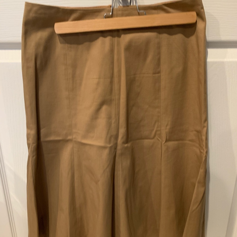 Like New Dolce and Gabbana skirt size 40